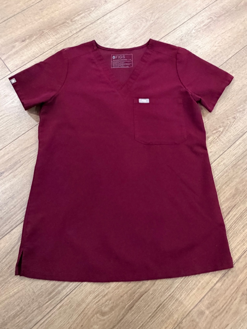Burgundy Catarina XS. No stains